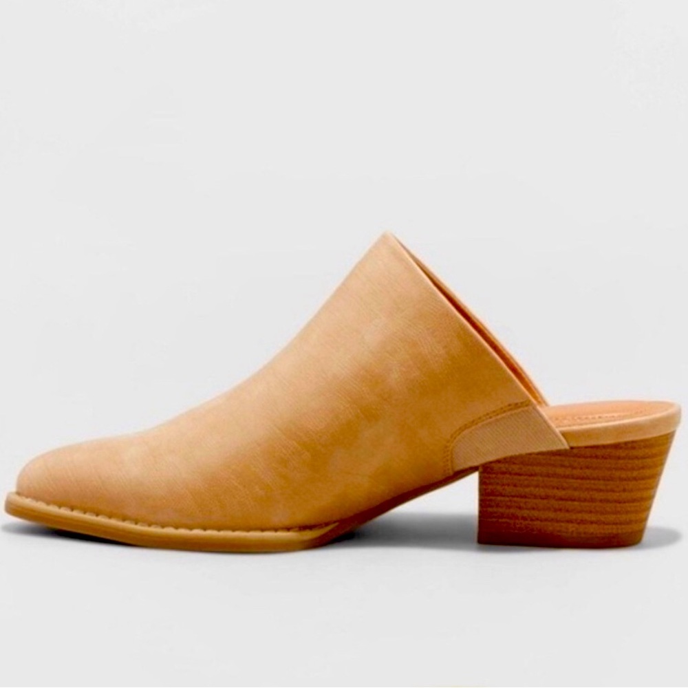 Universal Threads Tara Block Heel Pointed Bootie Size 11